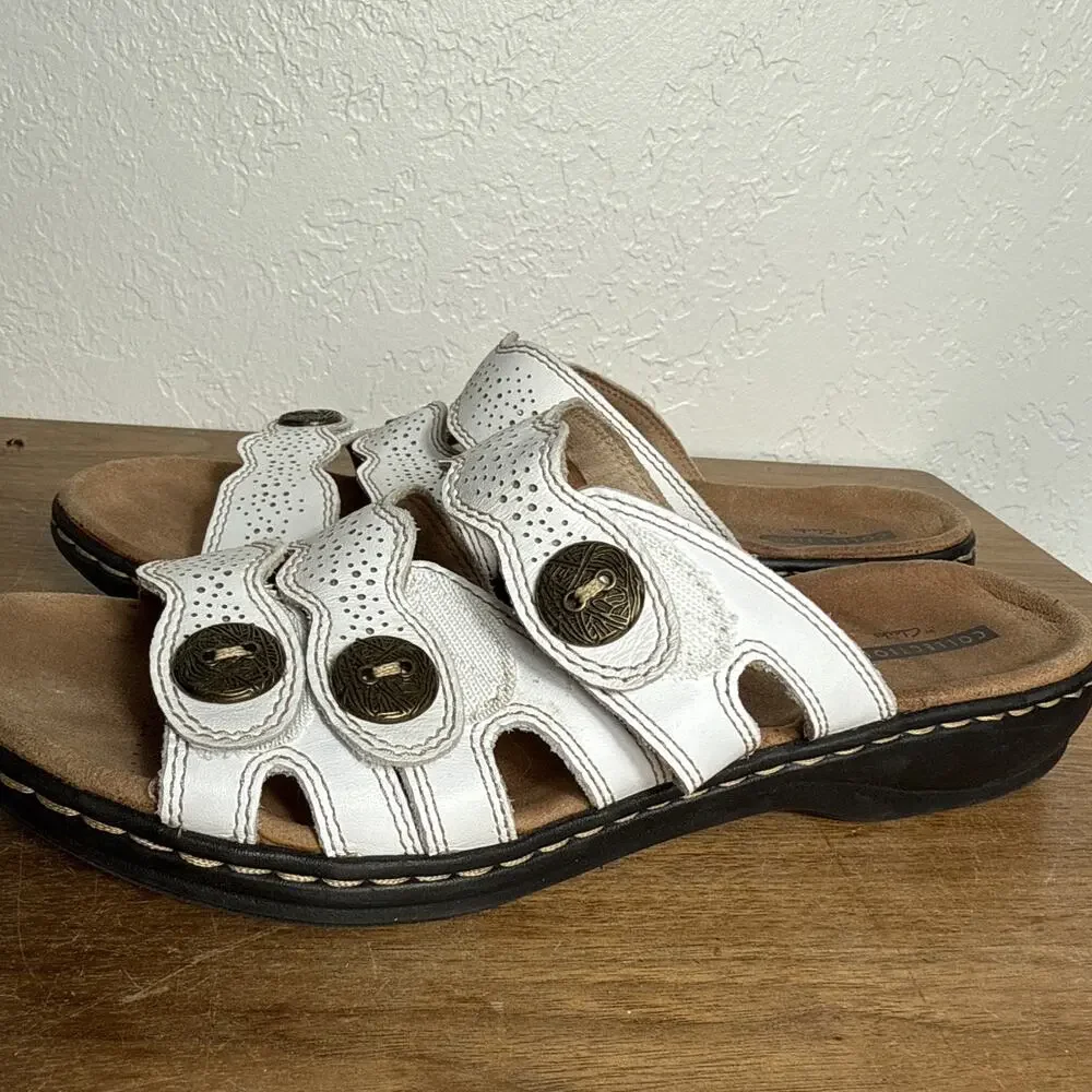 Clarks White Sandals Size 9 Leisa Grace Tri-Strap Hook Loop Open Easy On Shoes - Picture 3 of 11